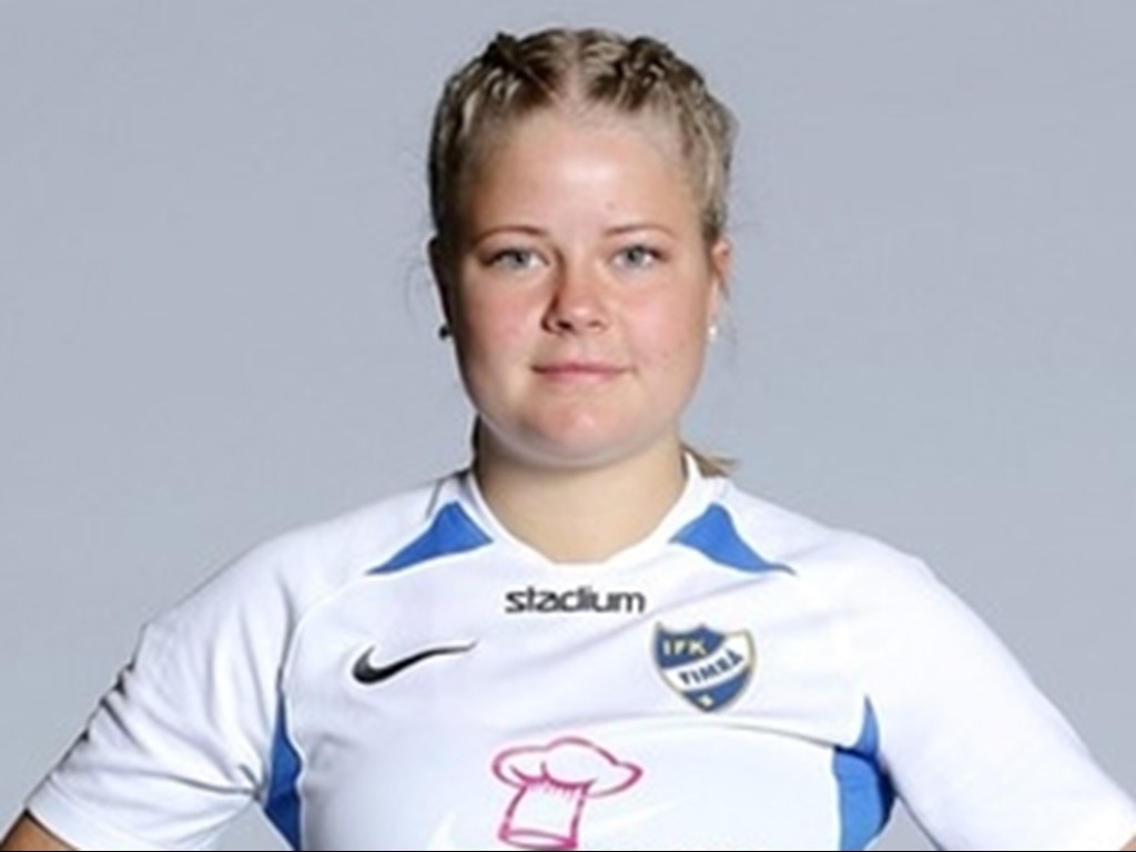 Elsa Israelsson prickade in två av Timrås mål