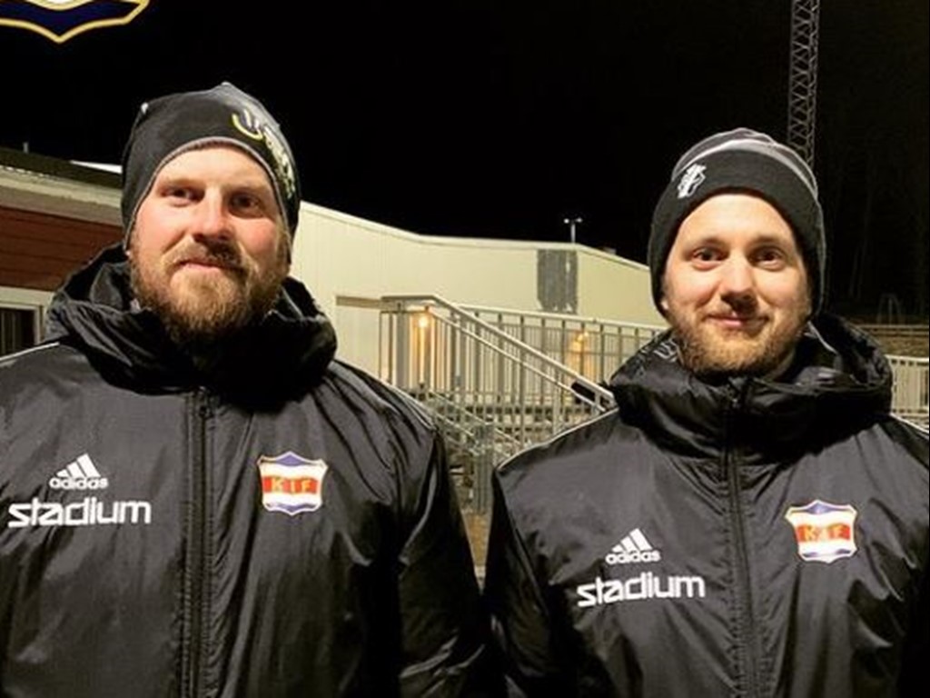 Båda Kovlandstränarna Anton Hallengren och Joel Falk nätade för Kovland mot Stockvik..