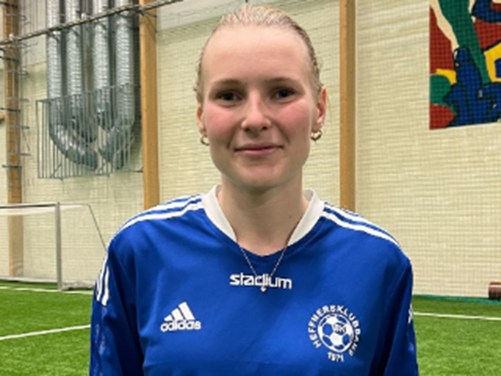 Alicia Holmberg friserade Heffnersklubbans nederlag mot Team Hudik till 3-6 tack vare sina två mål.