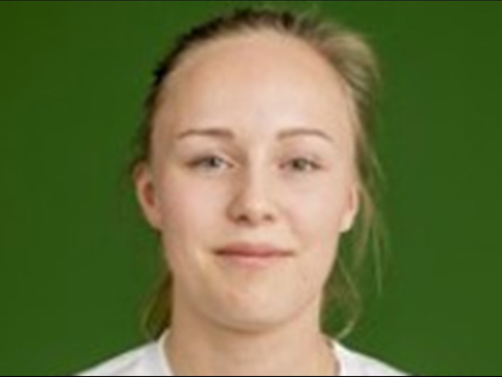 Förra Selångerspelaren Julia Wänglund "kom hem" och målade dubbelt för GUSK.