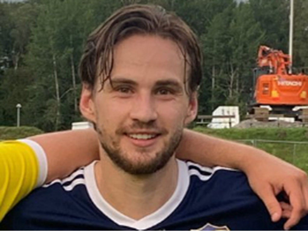 Hannes Larsson, tvåmålsskytt för KIF.
